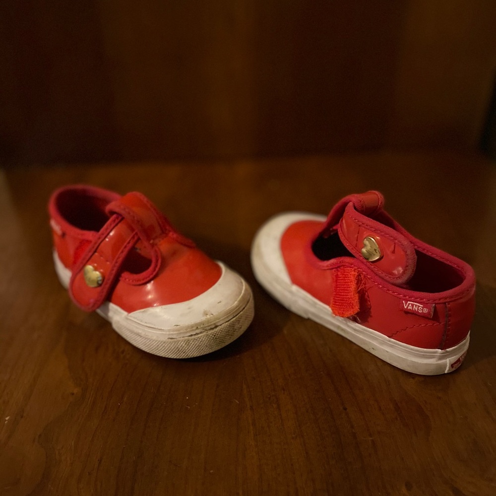 Vans - Picture 3 of 3